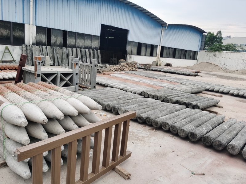 建基-护坡桩(仿木桩) - 广东兴之源水泥制品有限公司